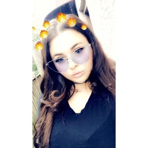 Meet your Posher, Arianna